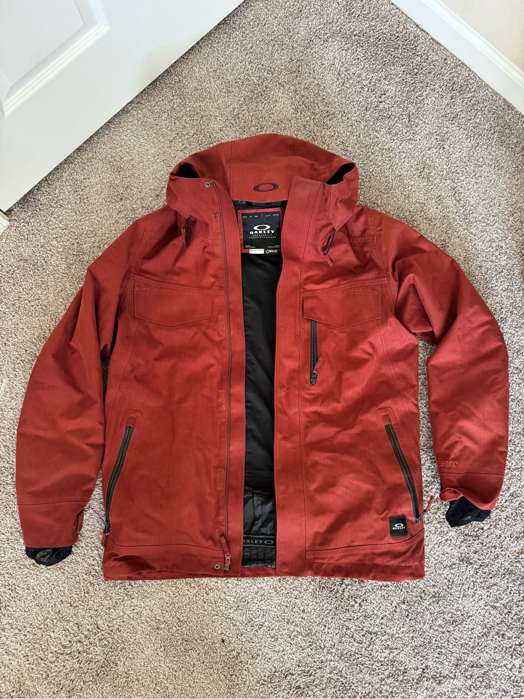 Oakley Baldy L/G Gore-Tex Biozone Shell Jacket Men's Lightly Used